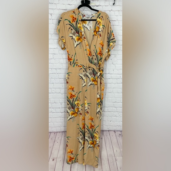 & Other Stories Paris Atelier 100% Rayon jumpsuit romper size 8 teacher - Picture 2 of 10